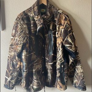 Men’s camo Cabela’s coat